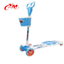 Usine d&#39;alimentation directe enfants 4 roues kick scooter / scooter enfants nouveau modèle / élargir pédale pas cher enfants scooter